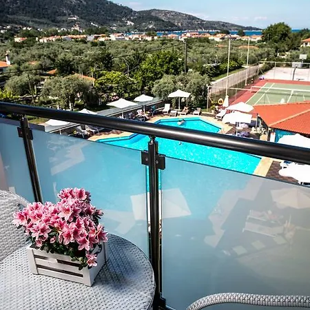 Korina Hotel