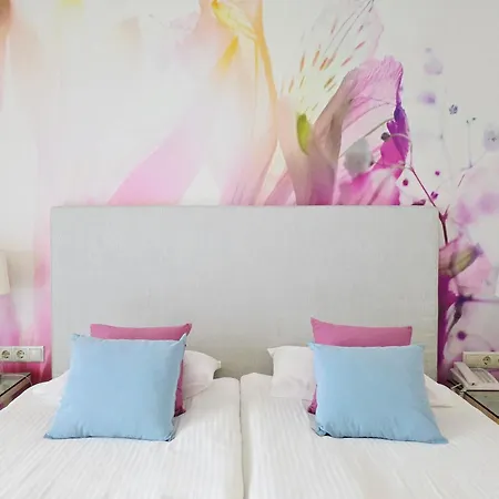 Hotel Korina 3*