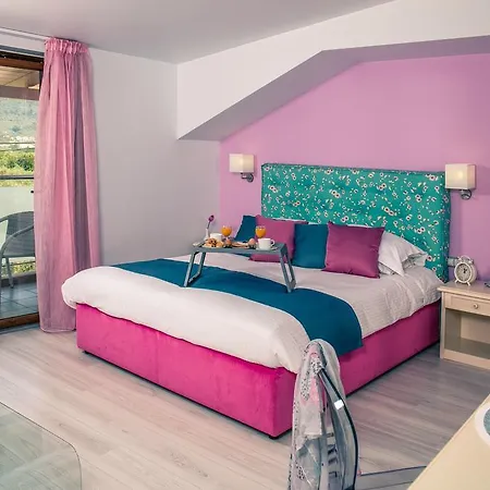 Korina Hotel 3*