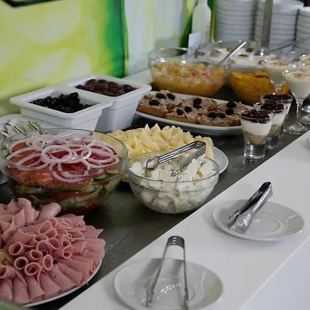 Hotel Korina 3*
