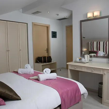 Korina 3*